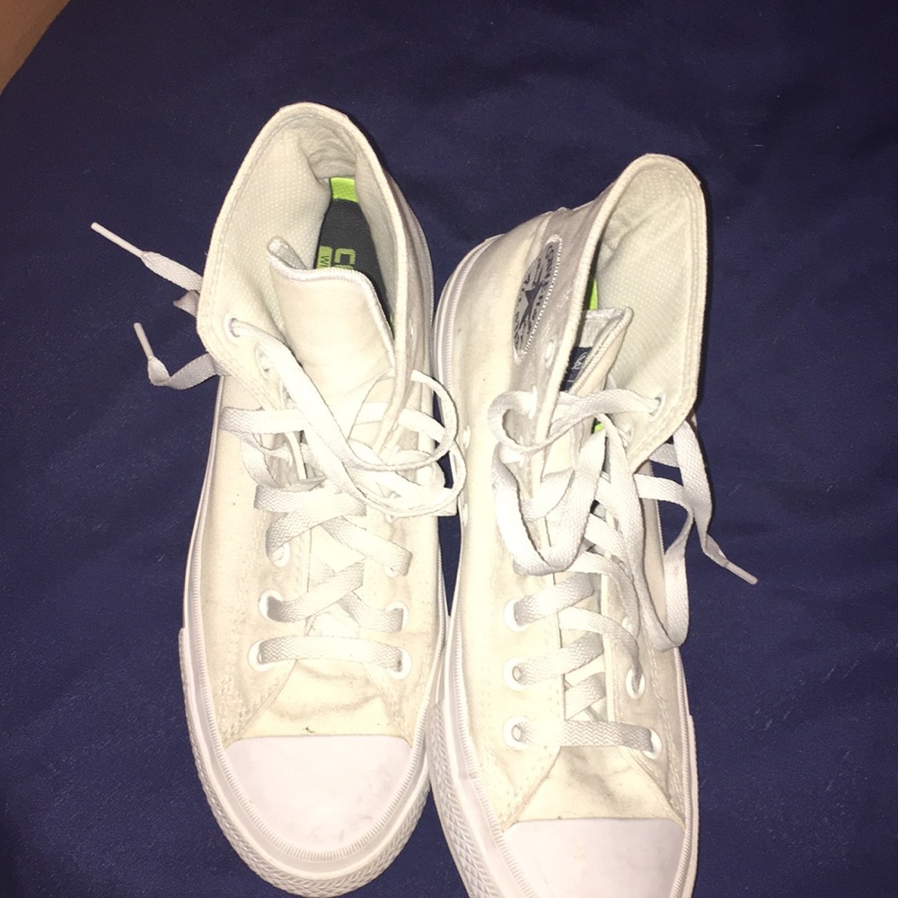 Converse - Picture 2 of 4